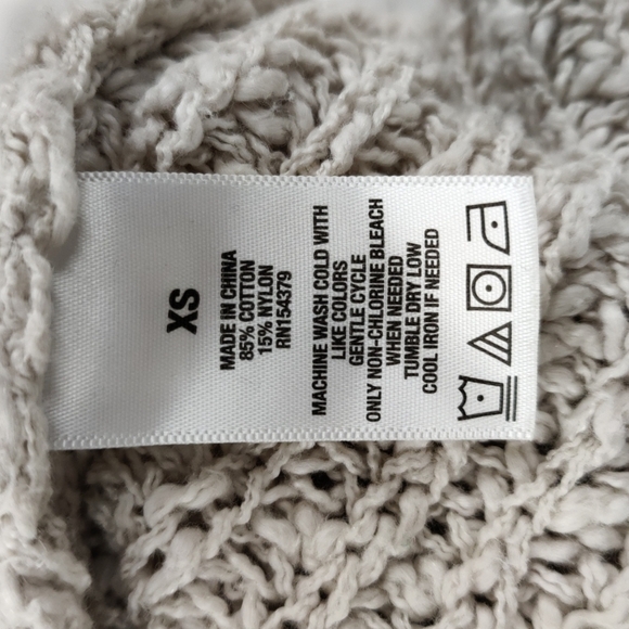 𝅺AEROPOSTALE Chunky Knit Cropped Oatmeal Colored Sweater Size XS - Picture 12 of 13